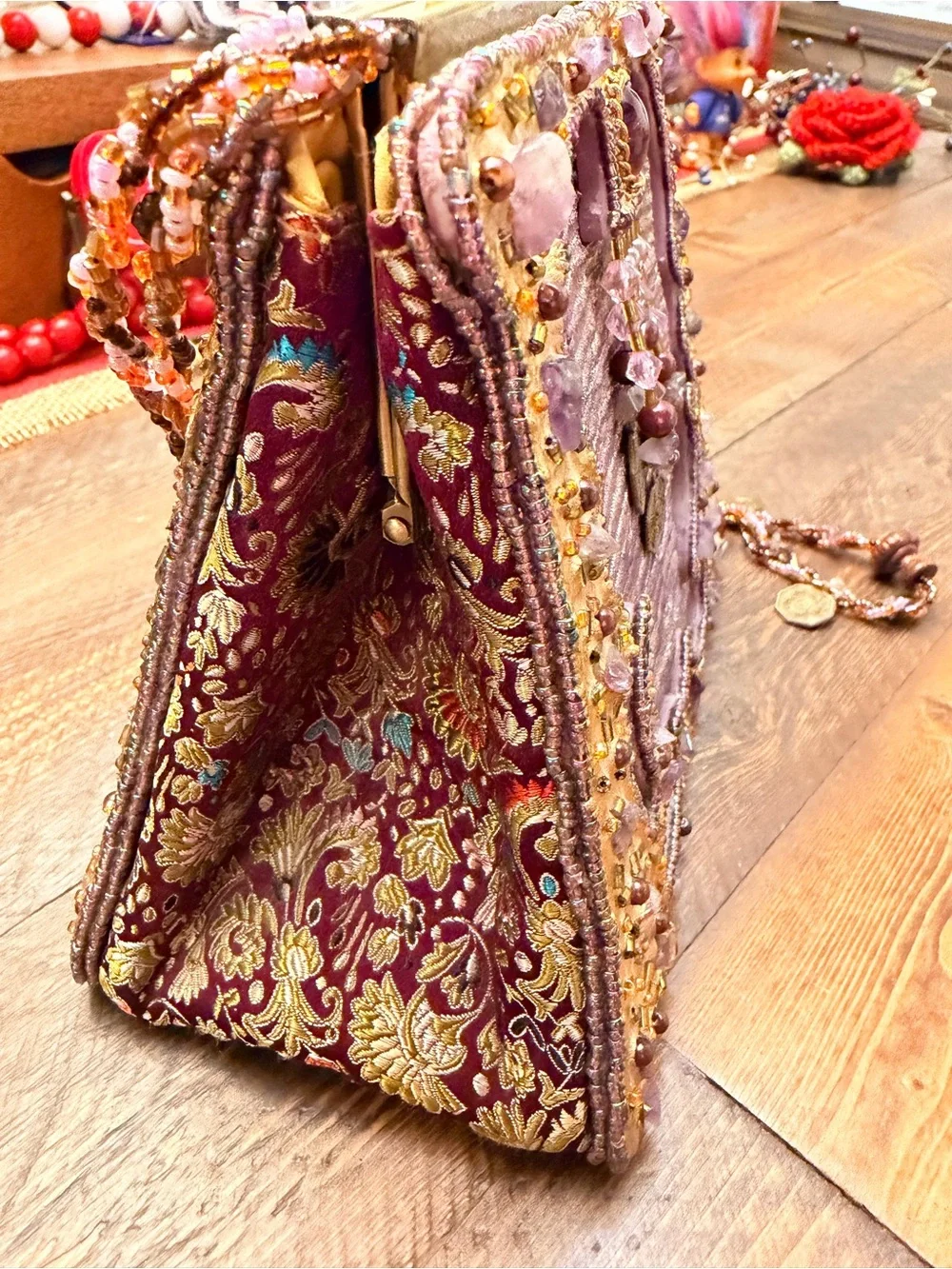 Rare Vintage Collectible Mary Frances Gilded Age Beaded Amethyst Frame Bag GUC